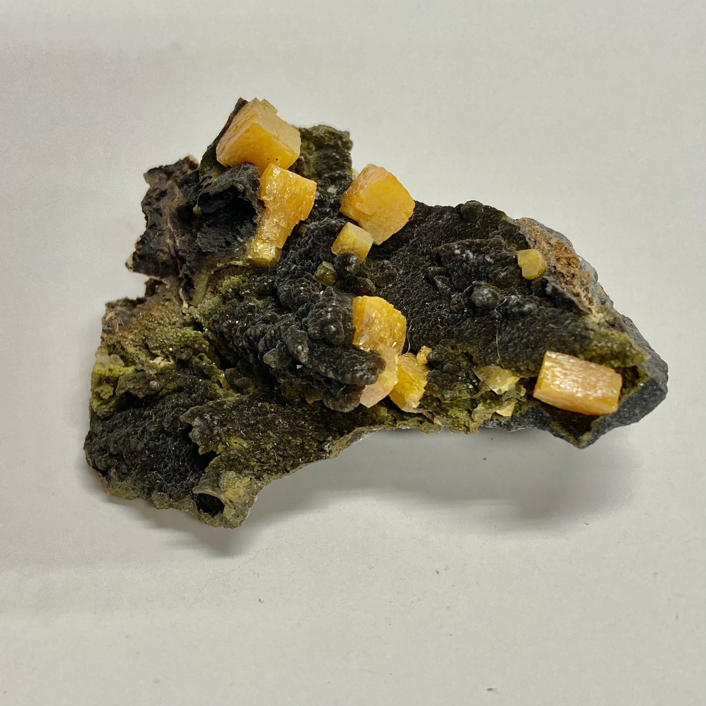 Wulfenite-Mimetite