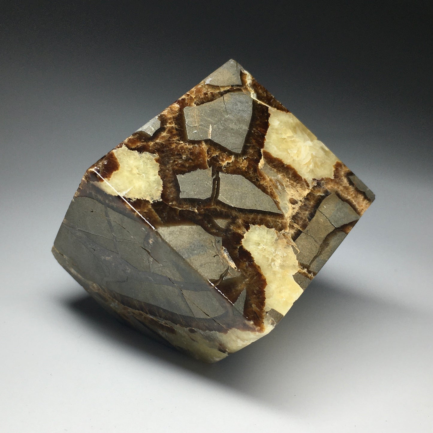 Septarian Cube